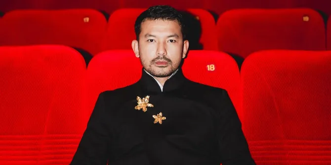 Biasa Main Film, Rio Dewanto Ungkap Alasan Mau 'Turun Gunung' Main Sinetron Stripping Lagi