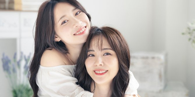 Bikin Flawless Seharian, Ternyata 3 Basic Skincare Ini Tak Pernah Dilewatkan Selebriti Korea