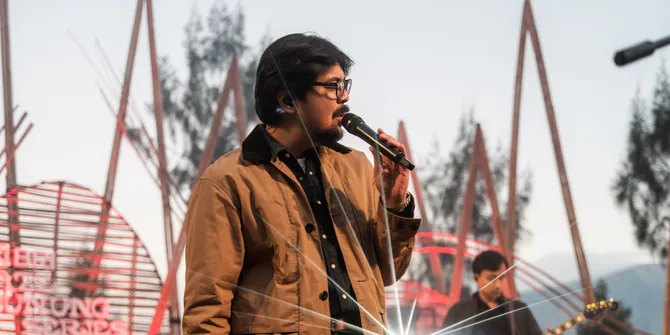 Bilal Indrajaya Sukses Debut di BRI Jazz Gunung Bromo 2026, Hangatkan Suasana Lewat Lagu-lagu Favorit
