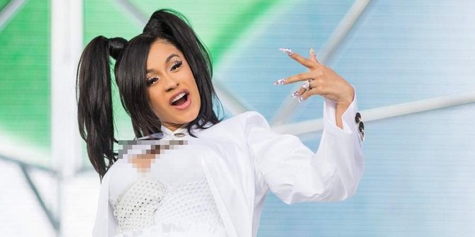 Cardi B Eksplor Warna  Rambut Saat Hamil Besar Nyentrik 