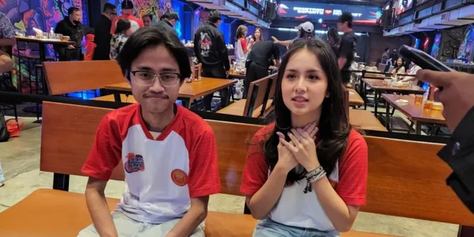 Cerita Duo Pro Player Esports, Luxxy dan Angie soal Hobi Nyemil hingga Kehadiran Sponsor Baru