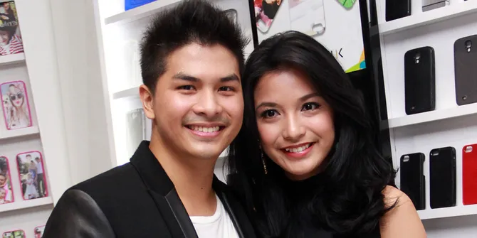 Chelsea Olivia - Glenn Alinskie Kompak Makan Kecoa