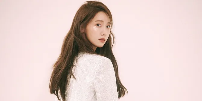 Chic di Majalah Allure, Yoona Girls Generation Sambut Tahun 2022 dengan Pamer Berbagai Style Kece Berbeda