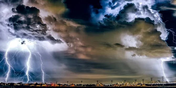Dampak Badai Lanina, Indonesia Hadapi Curah Hujan Tinggi