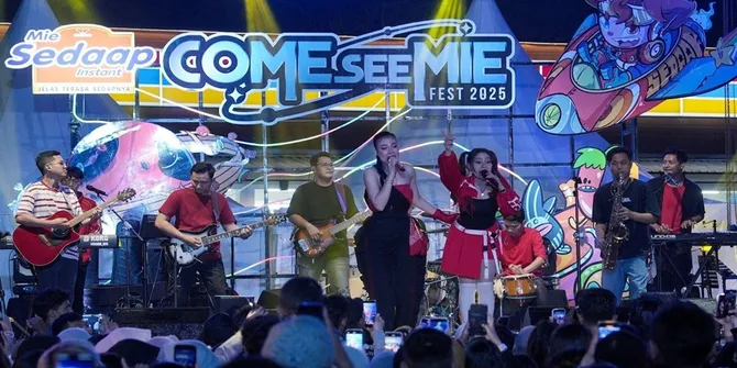 Danesaurus Spill Keseruan COME SEE MIE FEST Bandung 2025, Ungkap Menu Favorit sampai Performance Paling Pecah!