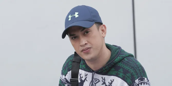 Dapat Tawaran dari Produser, Rija Abbas Akui Masih Was-Was