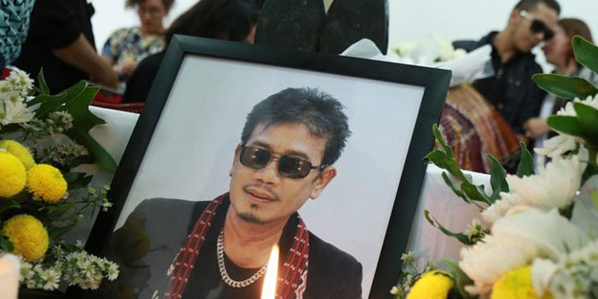 Diajak ke Dokter, Eddy Silitonga Selalu Merasa Sehat 