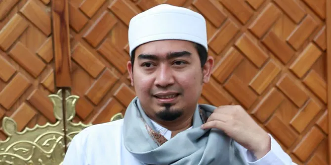 Dibilang Penganut Islam Radikal, Ini Tanggapan Ustaz Solmed