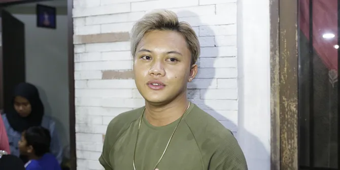 Diduga Ada Lebam di Jenazah Lina Mantan Istri Sule, Rizky Febian Sang Putra Melapor ke Polisi Karena Kecurigaan Kematian Tidak Wajar
