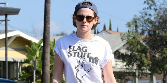 Dikabarkan Lesbian, Kristen Stewart Pun Angkat Bicara