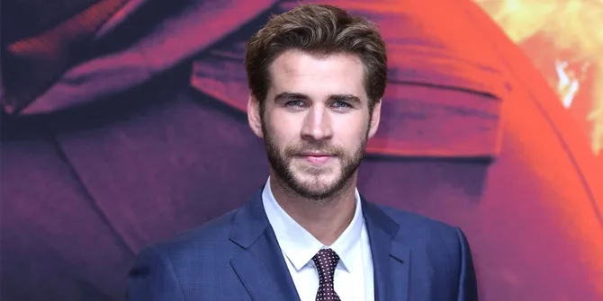 Dikabarkan Putus, Liam Hemsworth Pamer Video Lucu Miley Cyrus