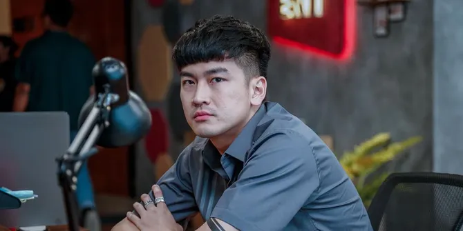 Disebut Sindir Rizky Nazar Selingkuh, Anrez Adelio Klarifikasi Hanya Baca Ketikan Netizen Saat Live
