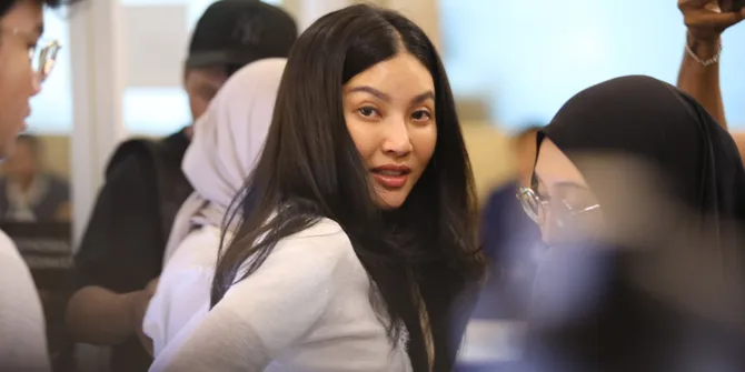 Disebut 'Soulmate' Sejati, Ibunda Sarwendah Terpukul Ditinggal Belahan Jiwa