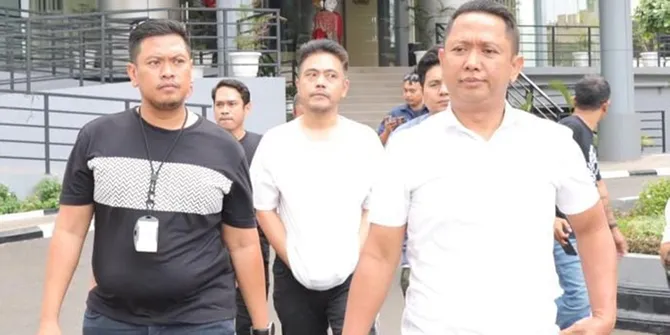 Ditangkap Polisi Terkait Kepemilikan Ganja, Pesulap Oge Arthemus Pernah Dapat Rekor Muri