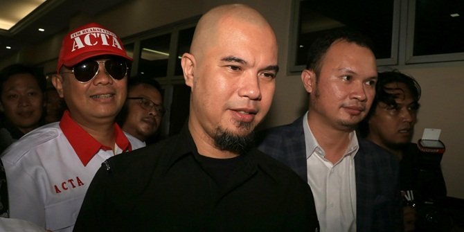 Ditetapkan Sebagai Tersangka, Ahmad Dhani Diperiksa Selama Dua Hari