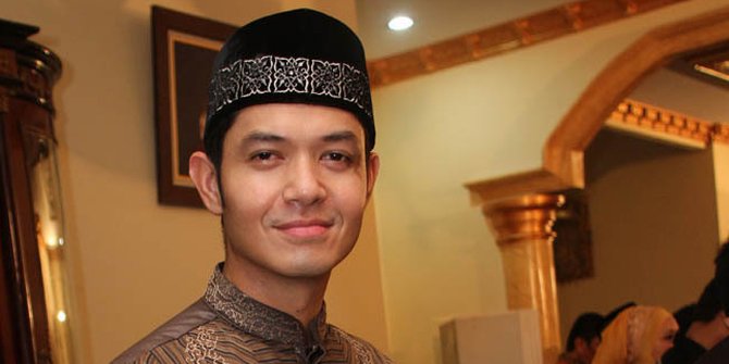 Dude Harlino: Tak Ada 'Hard Feeling' ke Asmirandah - Jonas 