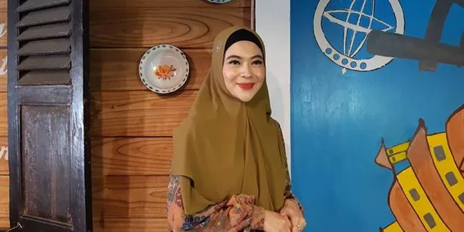 Enggan Taaruf, Indah Dewi Pertiwi Lebih Suka Dikenalkan oleh Seorang Ustad