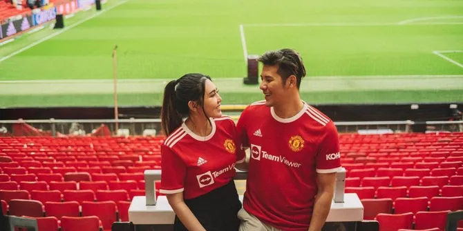 Fakta Menarik Via Vallen, Pedangdut Cantik yang Ternyata Pernah Depresi Sampai Ingin Bunuh Diri