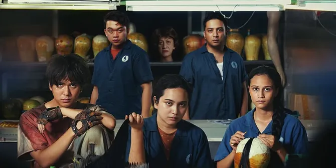Film MONSTER PABRIK RAMBUT - Sinopsis, Pemeran dan Fakta Menarik