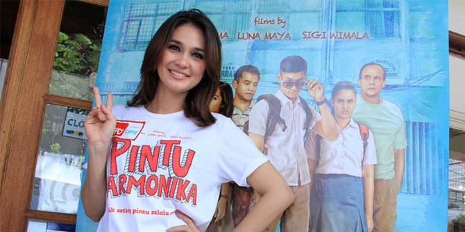  FILM  PINTU  HARMONIKA  TAYANG