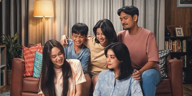 Film YANG LAIN BOLEH HILANG ASAL KAU JANGAN - Sinopsis, Pemeran dan Fakta Menarik