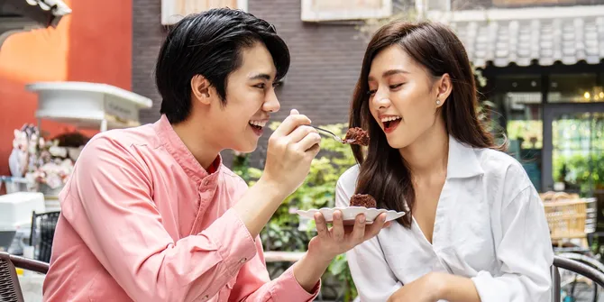 Formula First Impression yang Nempel di Ingatan: Gaya, Aroma, dan Attitude yang Bikin Si Dia Terpesona