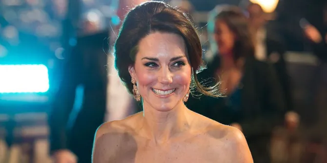 [FOTO] Dandan Cantik, Kate Middleton Ketahuan Pakai Baju Lama