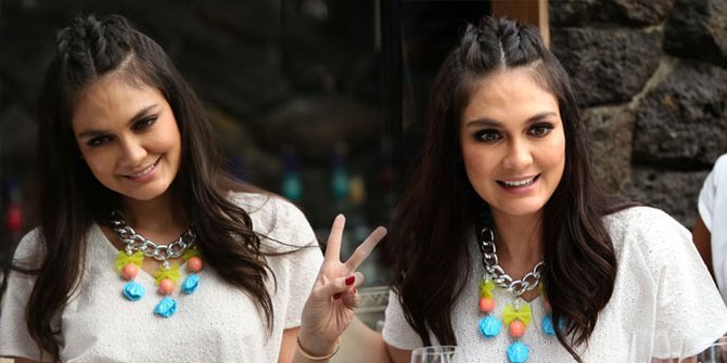  FOTO Luna Maya Selfie Cantik Pamerkan Koleksi Tas Mewah 