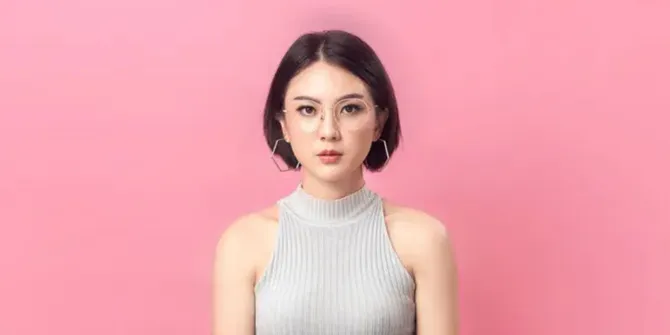 Gaya Rambut Pendek Terbaik untuk Wajah Bulat agar Terlihat Lebih Tirus
