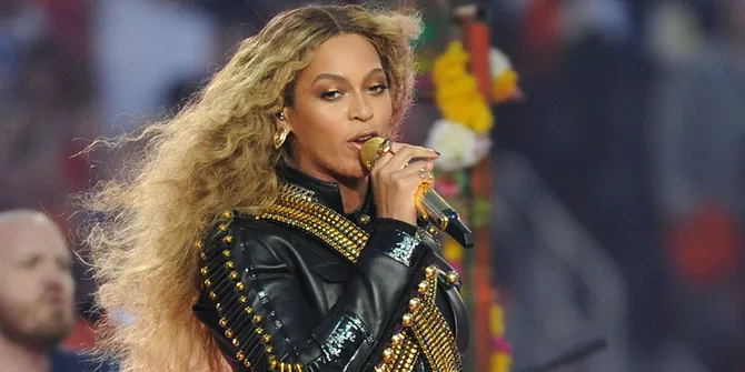 Hamil Anak Kembar, Beyonce Akan Tampil di Grammy Awards 2017?