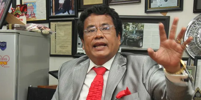 Hotman Paris Siap Bela Cut Tary Sampai Kapanpun