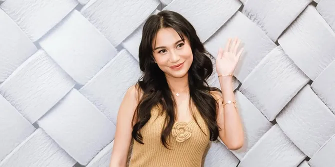 Ikrar Talak Telah Dibacakan, Azizah Salsha dan Pratama Arhan Resmi Bercerai