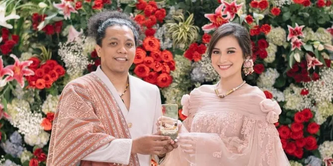 Indah Permatasari Buka Suara Terkait Perjuangan 3 Tahun Minta Restu Ibu Agar Direstui dengan Arie Kriting