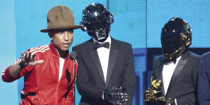 Ini Alasan Pharrell Williams Lelang Topi Grammy-nya di Ebay