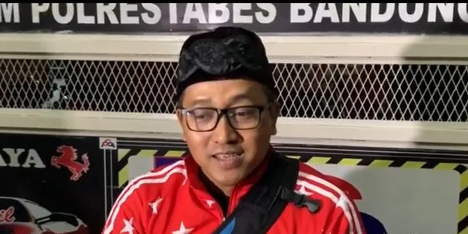 Ini Alasan Suami Lina Tak Setuju Makam Ibu Rizky Febian Itu Dipindahkan ke Cimahi!