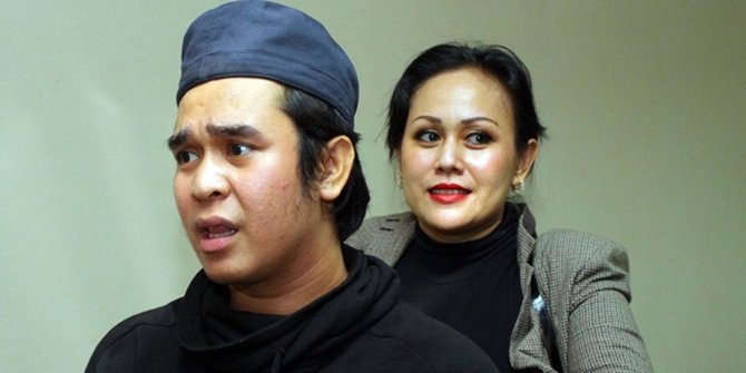 Inilah Kisah Awal 'Kontrak Mati' Mak Vera dan Olga Syahputra
