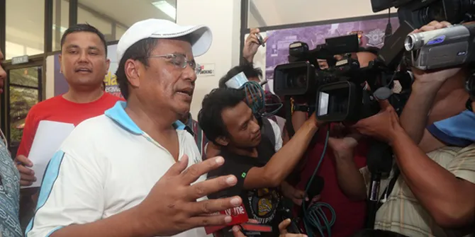 Inilah Kronologi Kecelakaan Hotman Paris Versi Operator Tol