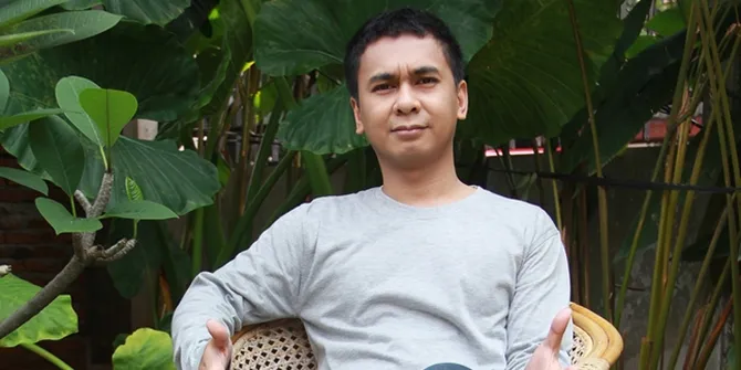 Inspiratif, Raditya Dika Berbagi Tips Membuat Skenario Film