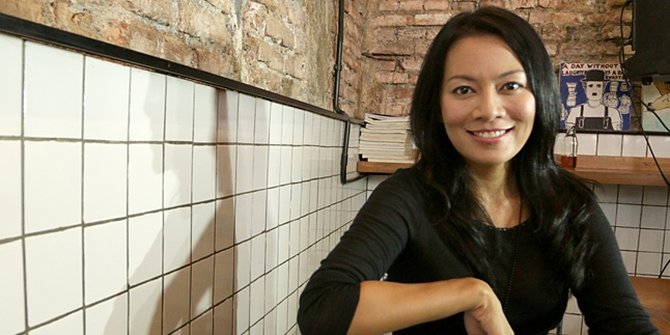 'Intelegensi Embun Pagi' Bagi Dewi Lestari Seperti Melahirkan