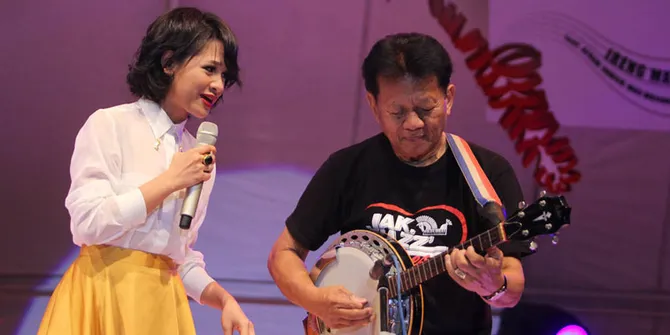 Ireng Maulana Show Jadi Penutup Jak Jazz 2012