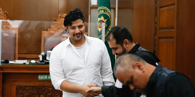 Jalani Sidang Perdana Kasus Penyalahgunaan Narkoba, Ammar Zoni: Semoga Ini Cepat Selesai