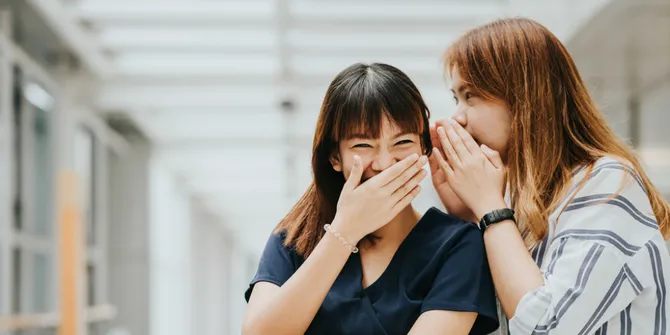 Jangan Ngaku Anak Gaul, Kalau Masih Ketinggalan Gosip-Gosip Hits