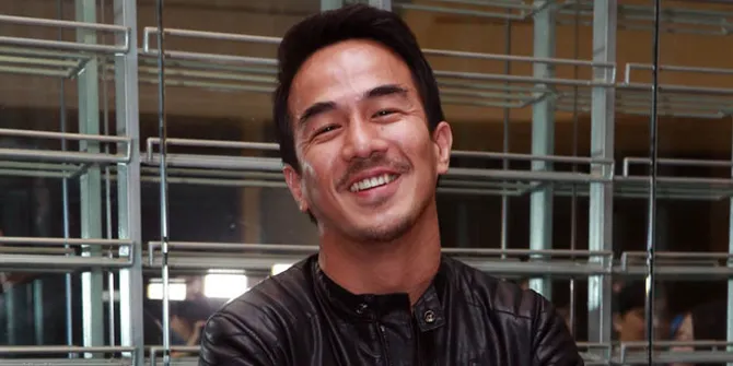 Joe Taslim Tak Ingin Paksakan Anak-anaknya Terjun di Dunia Akting