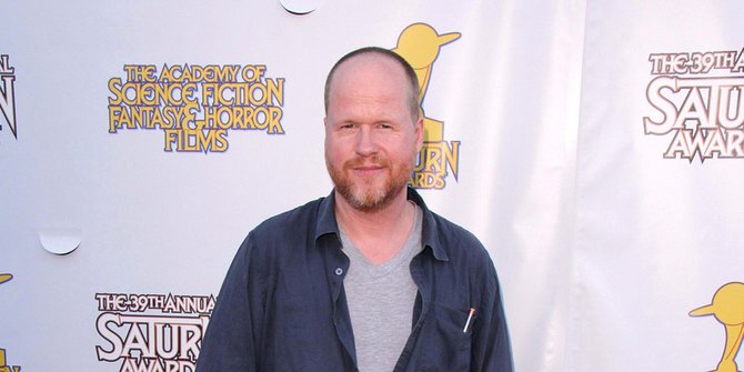 Sang Sutradara, Joss Whedon Tak Suka Naskah Awal 'THE 