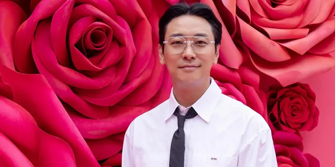 Ju Ji Hoon Keciduk Naik Motor di Bali, Beli Bensin Eceran Pakai Sandal Jepit
