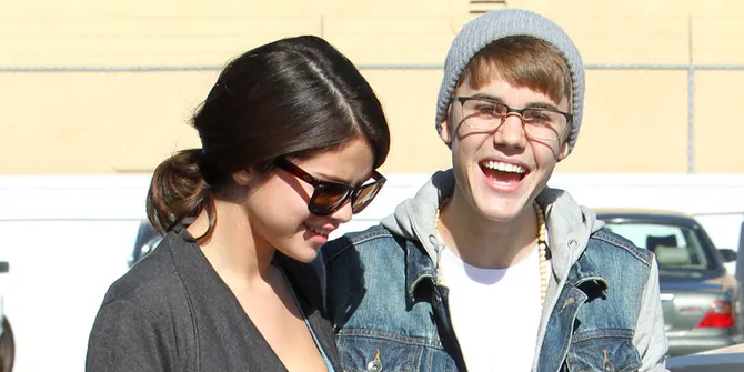 Justin Bieber Putuskan Pertemanan Dengan Selena Gomez