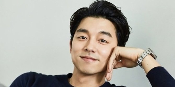 Kejutkan Para Penggemar, Gong Yoo Terlihat Mendarat di 