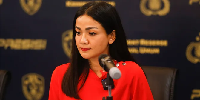 Keluarga Nirina Zubir Kecewa Notaris Kasus Mafia Tanah Dihukum Ringan