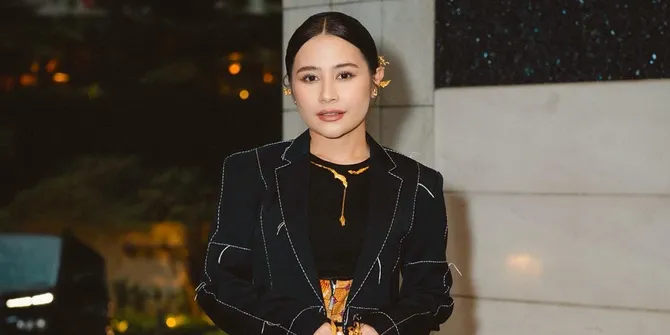 Kepergok Pakai Elpiji 3Kg Saat Memasak Padahal Orang Kaya, Prilly Latuconsina Minta Maaf