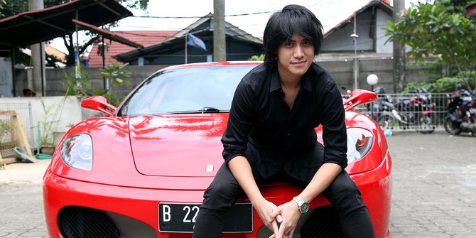  Kevin  Aprilio Lihat Ferrari  Seperti Body Cewek Cantik 